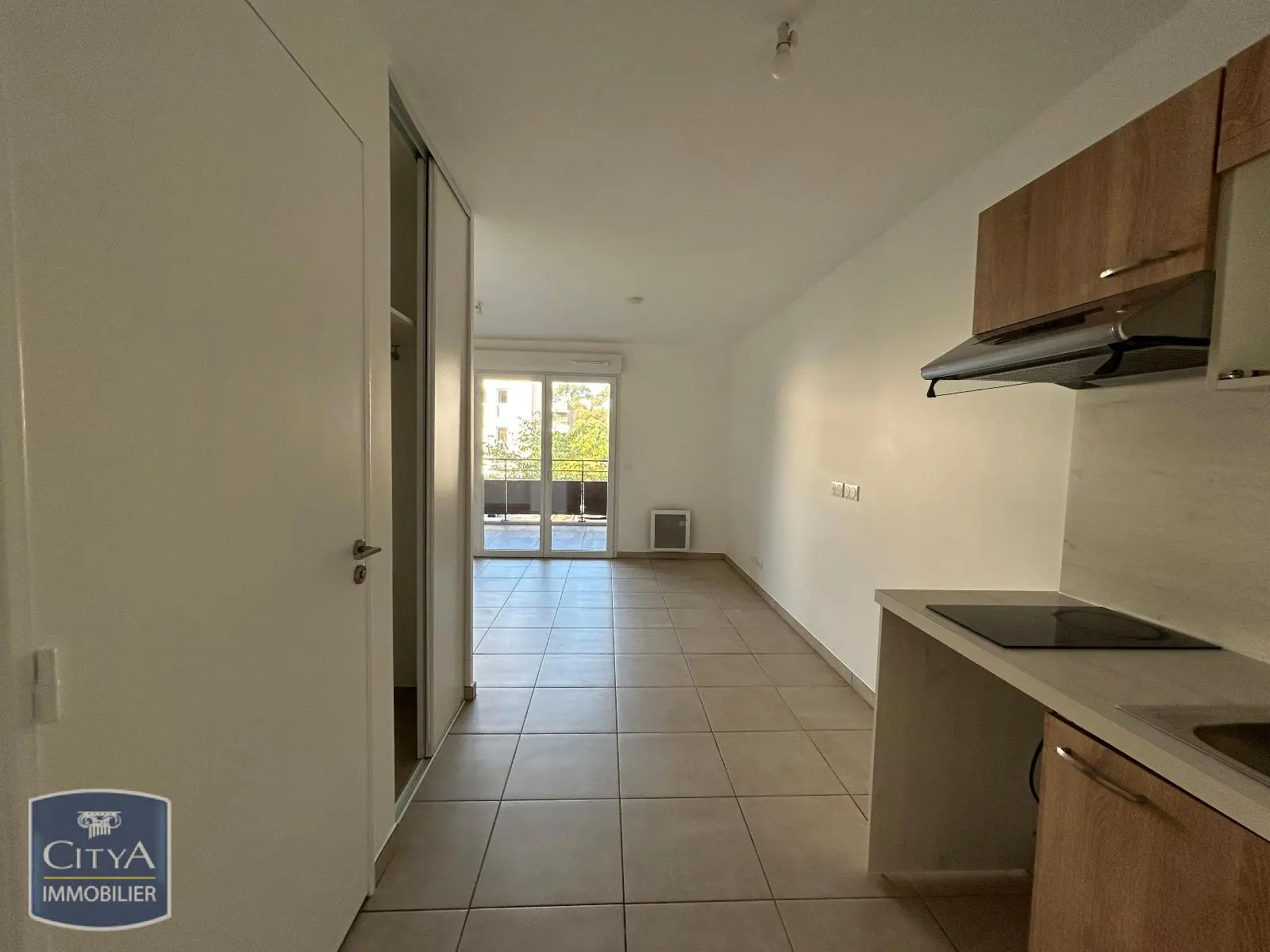 Photo 2 Appartement 1 pièce 30.04m²