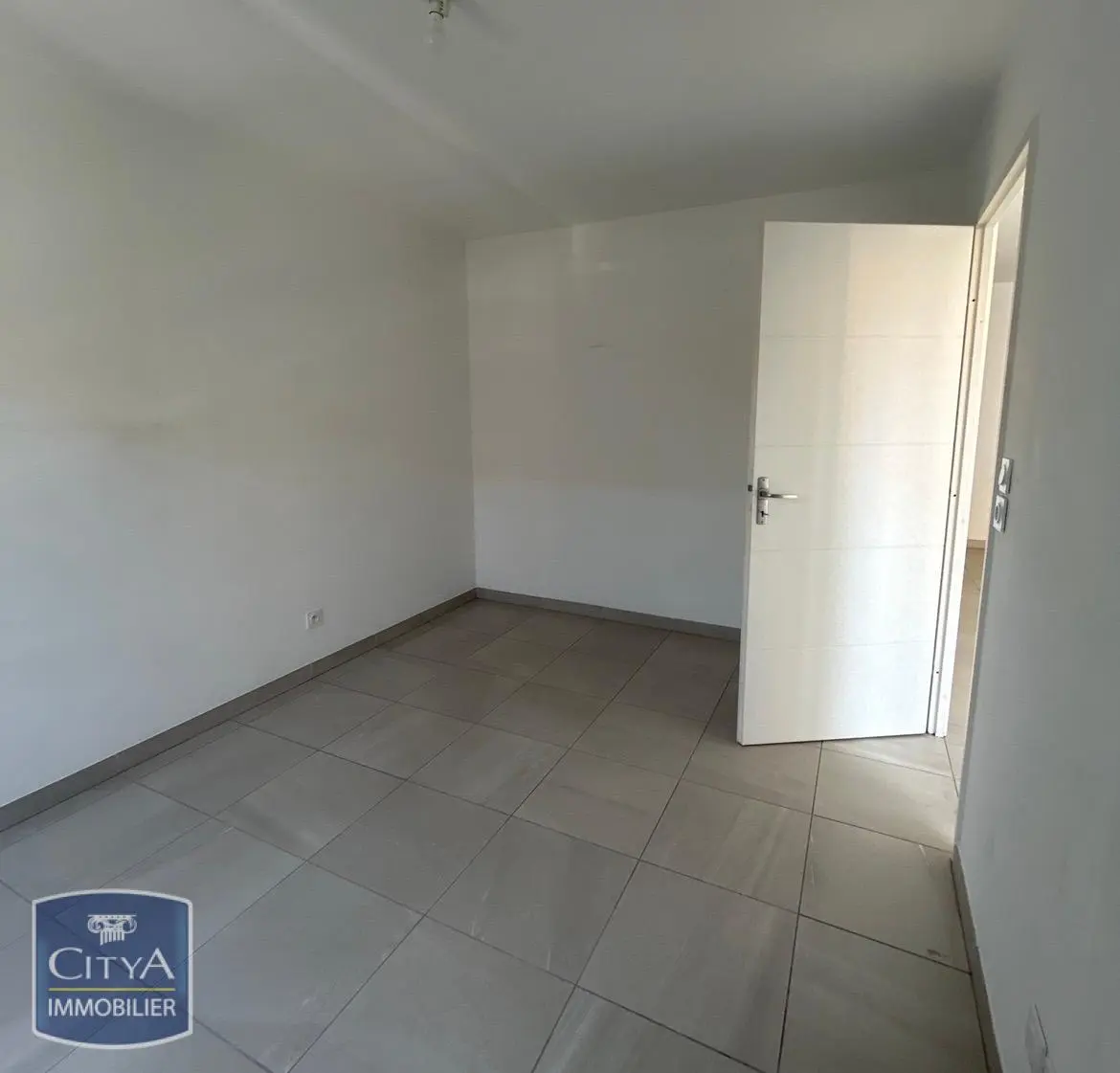 Photo 3 Appartement 2 pièces 42.77m²