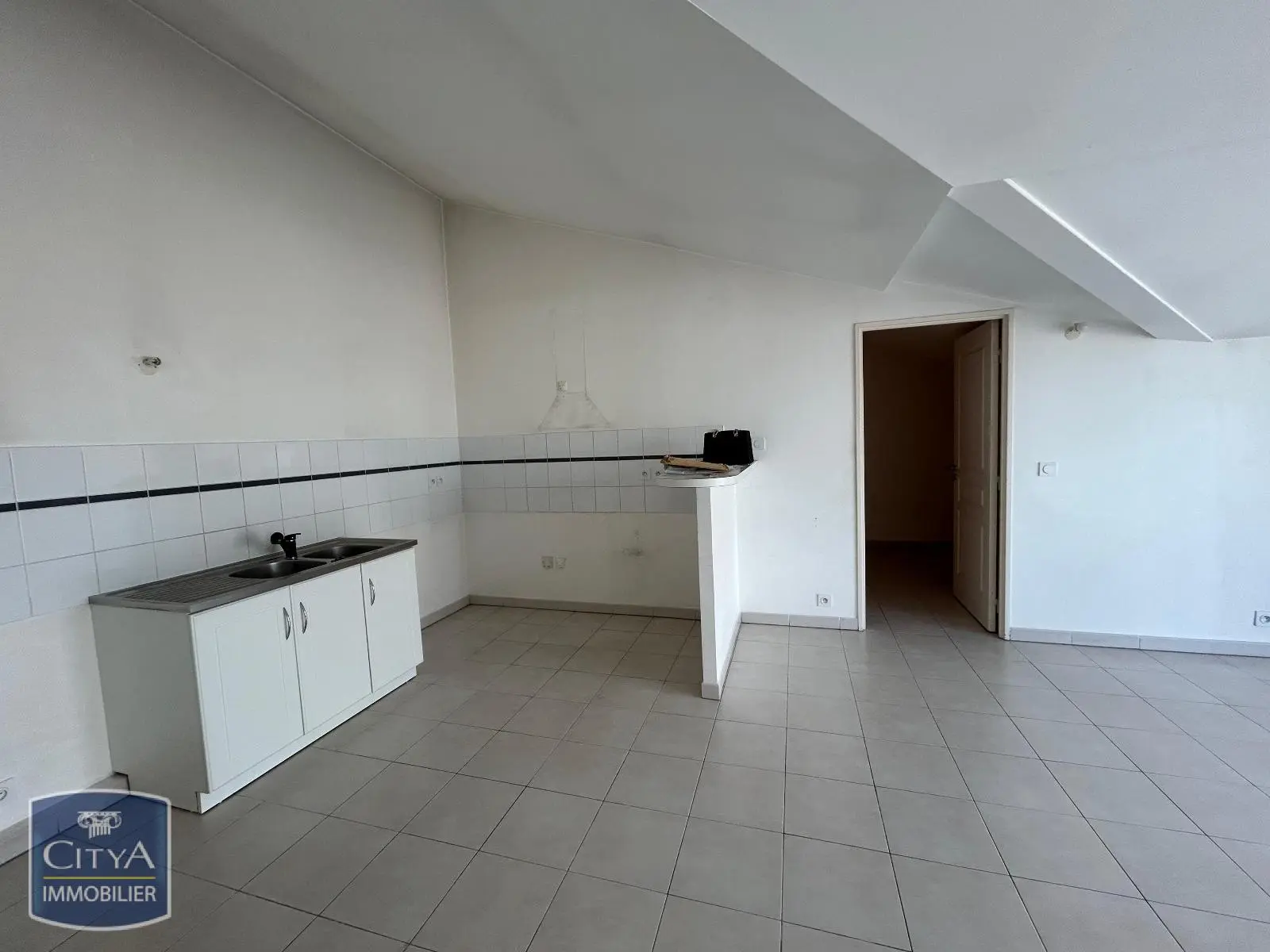 Photo 2 Appartement 3 pièces 64.83m²
