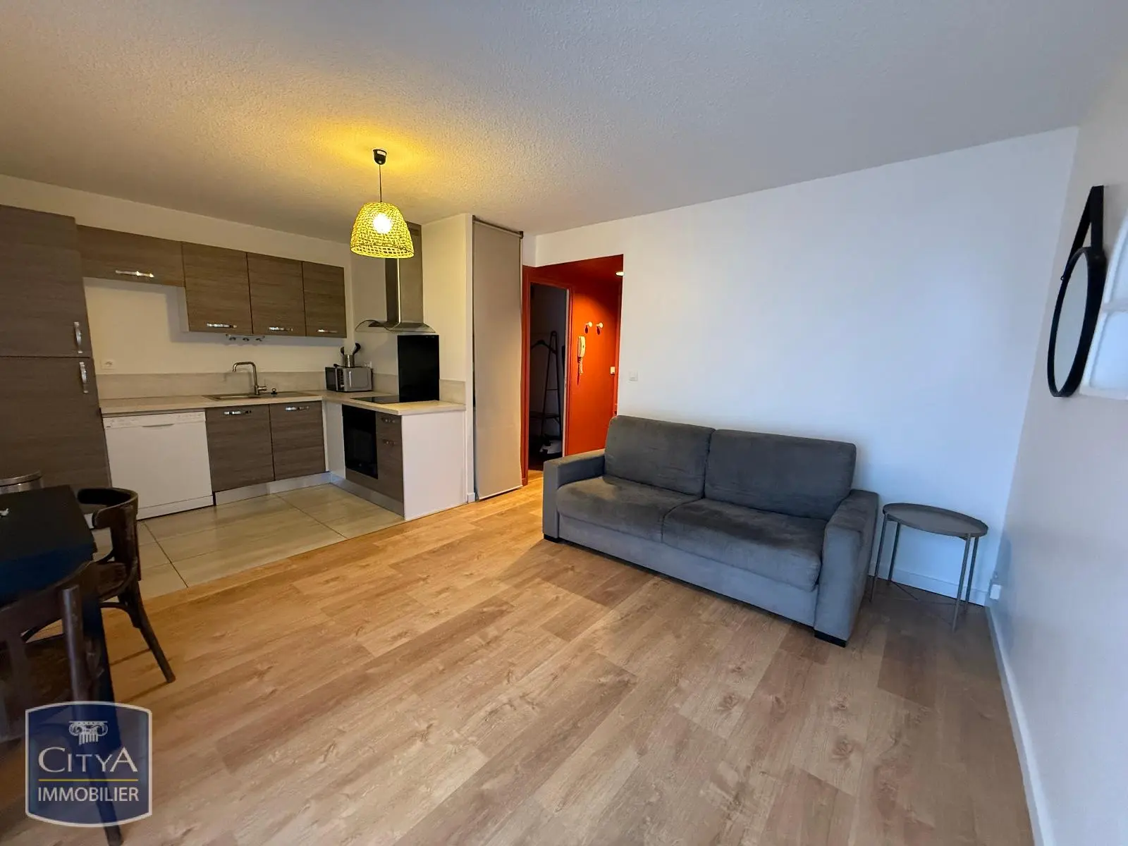 Photo 2 Appartement 1 pièce 27.78m²