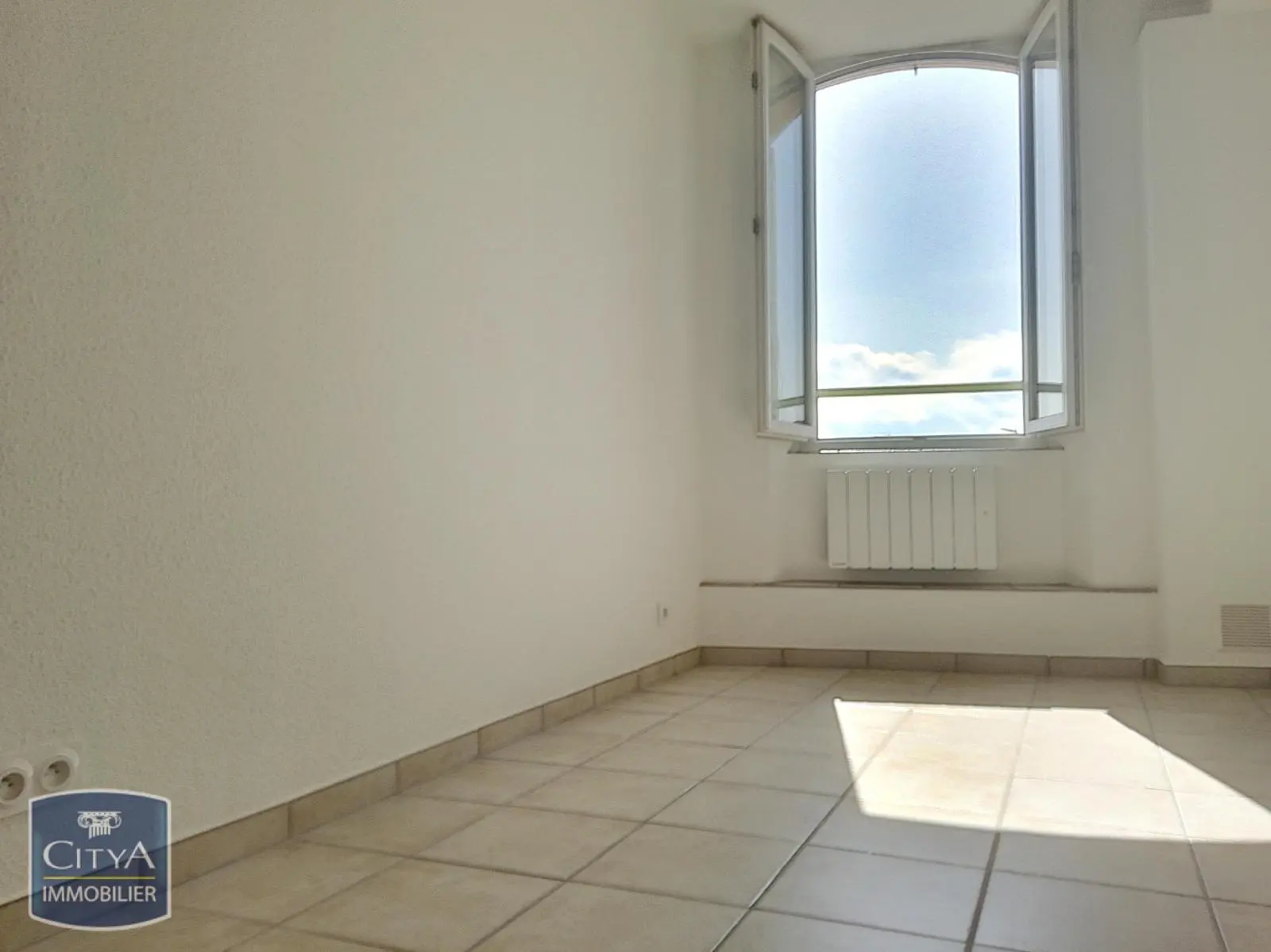 Photo 2 Appartement 2 pièces 27.4m²