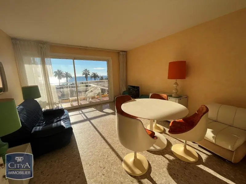 Photo 2 Appartement 2 pièces 46.9m²