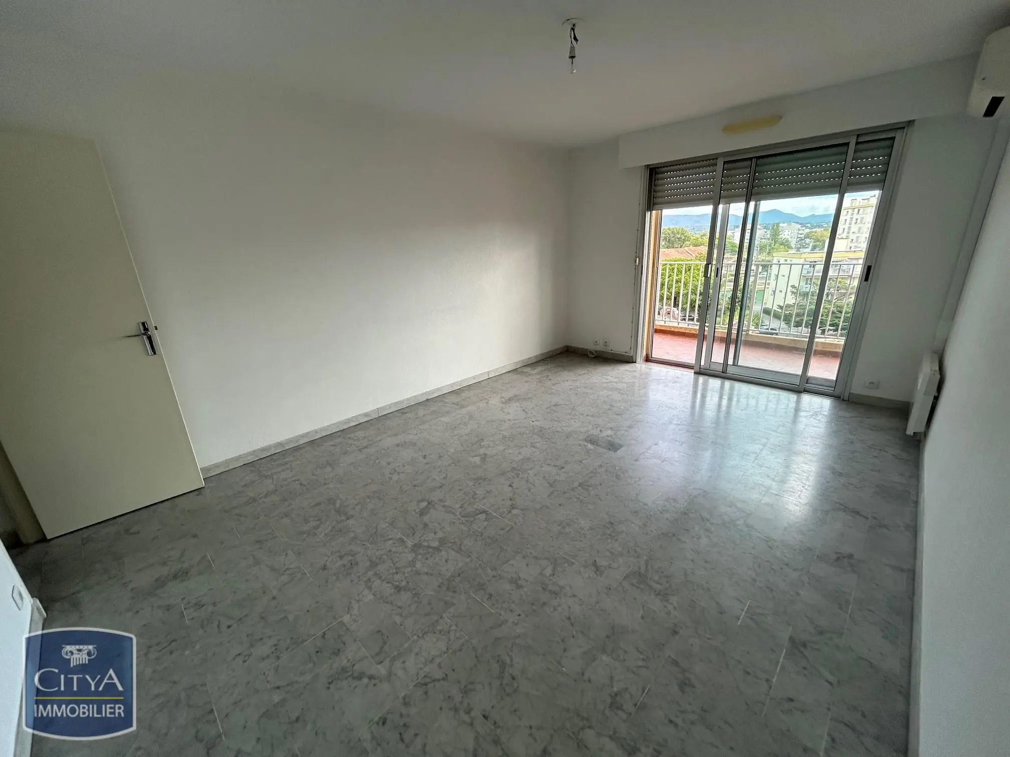 Photo 2 Appartement 2 pièces 46m²