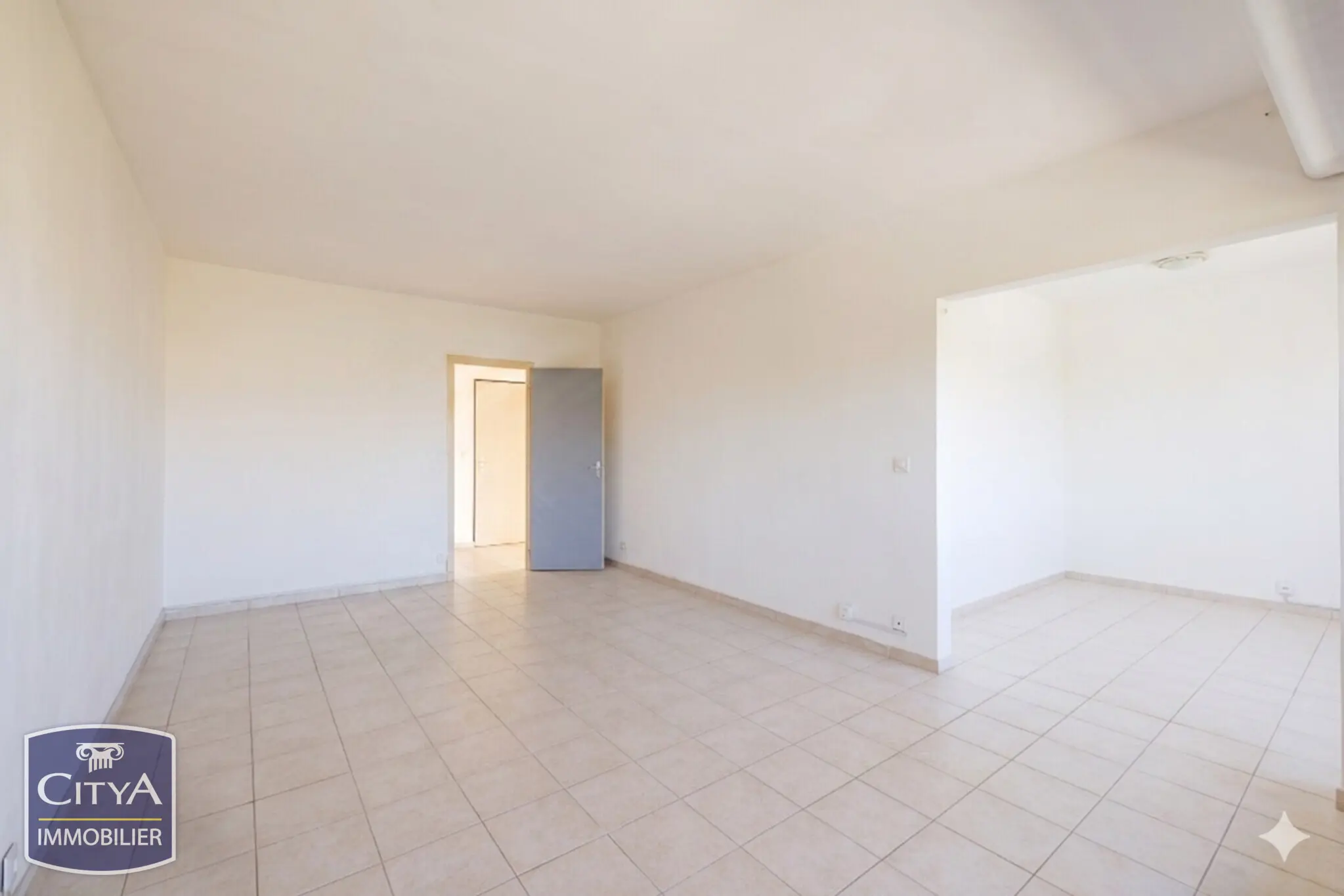 Photo 2 Appartement 3 pièces 76.55m²