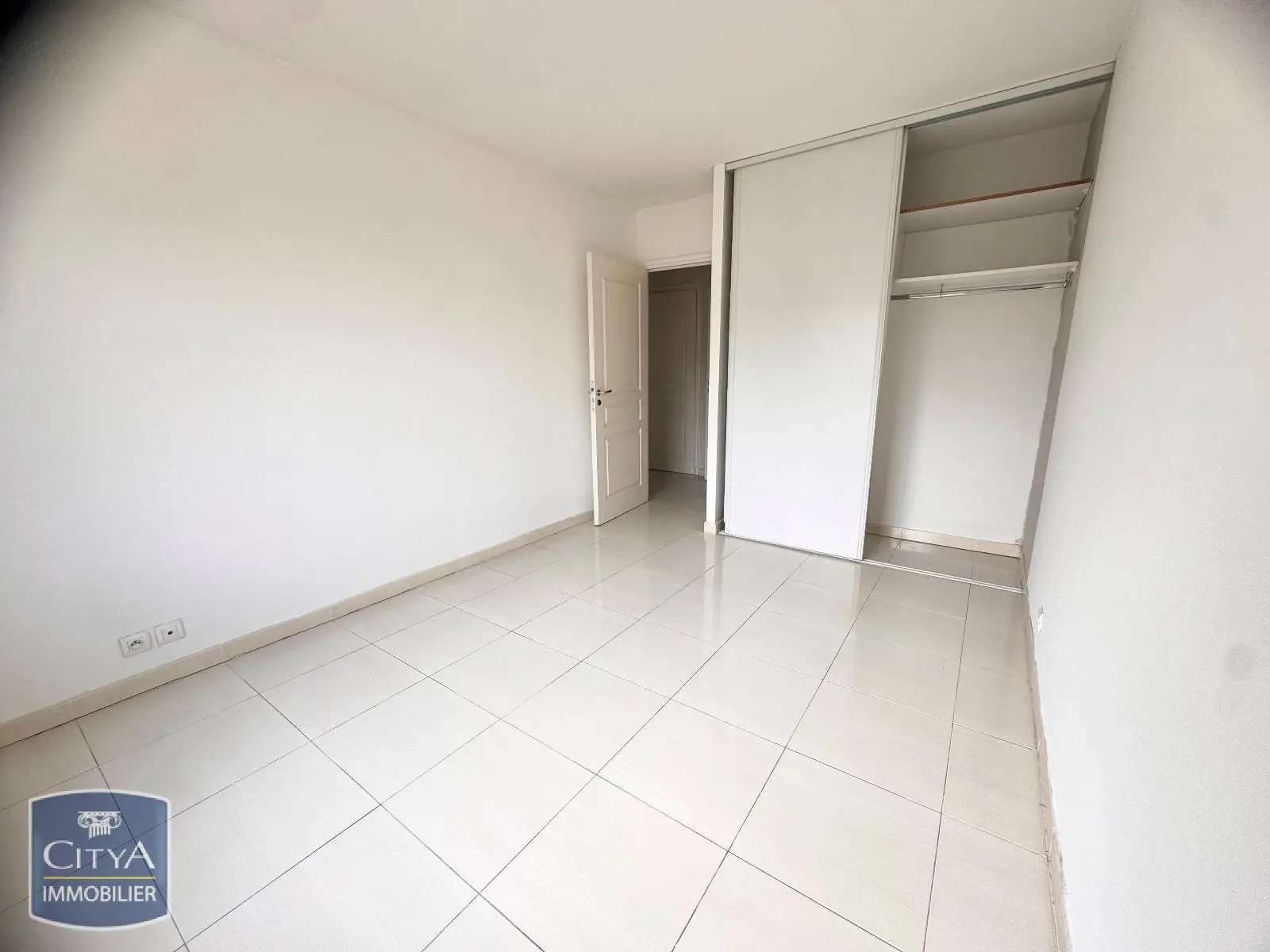Photo 10 Appartement 4 pièces 101m²
