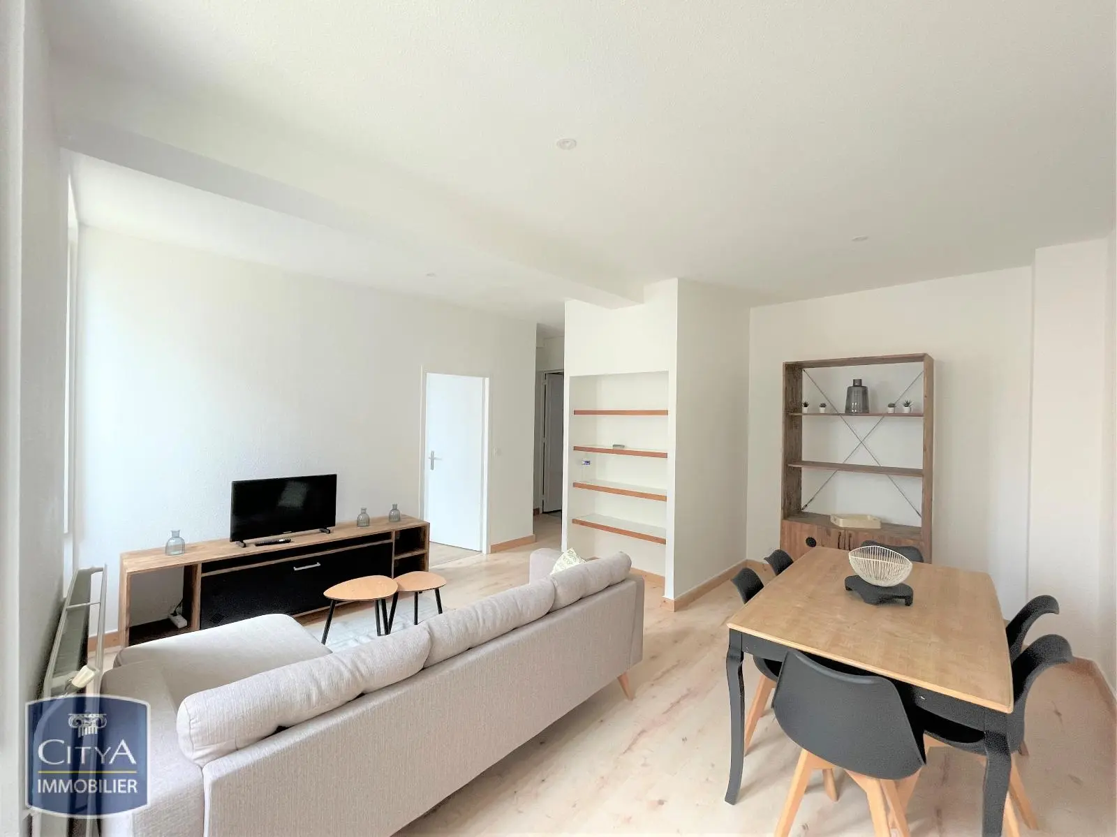 Photo 2 Appartement 2 pièces 47.9m²
