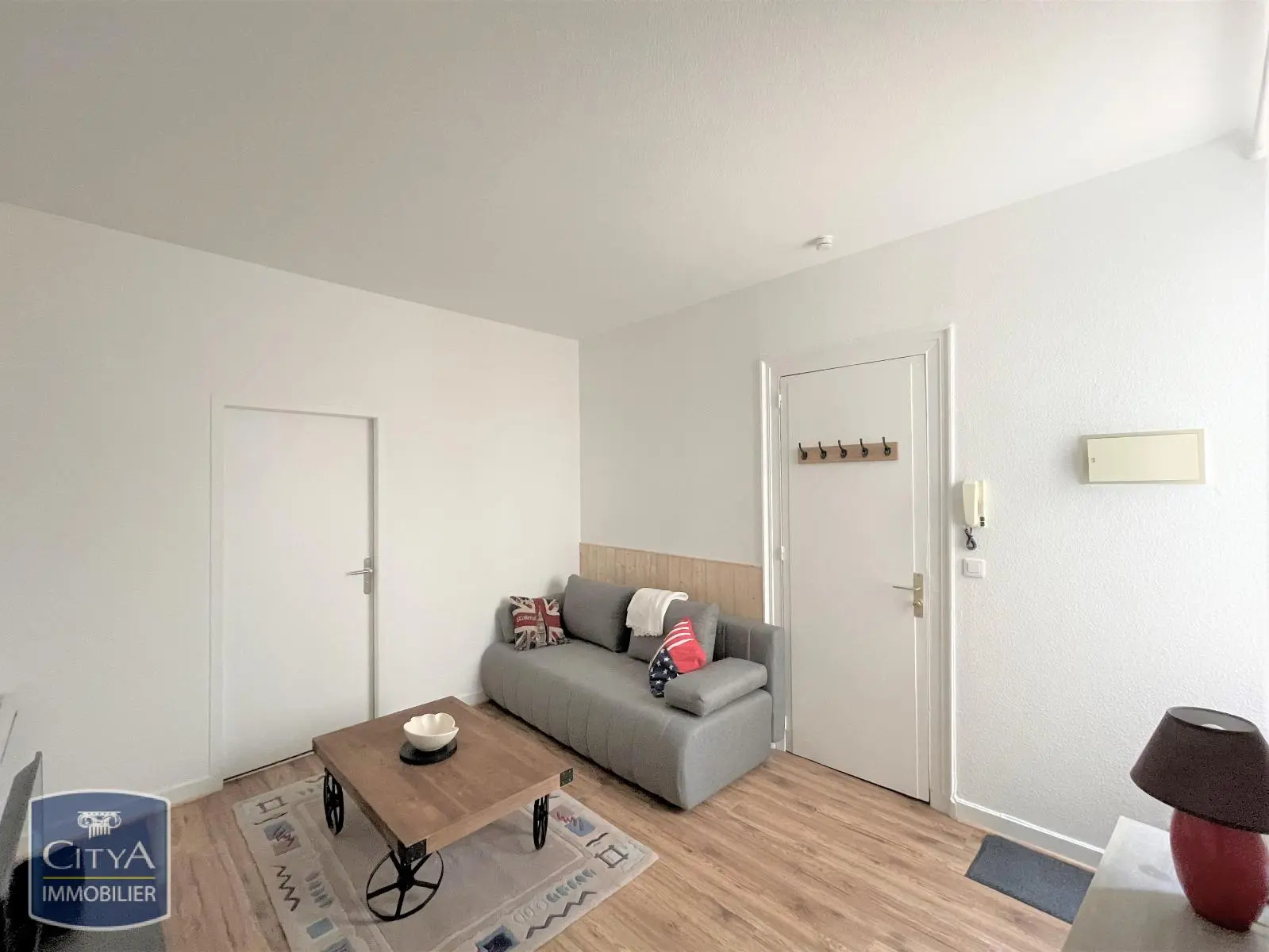 Photo 1 Appartement 1 pièce 22.5m²