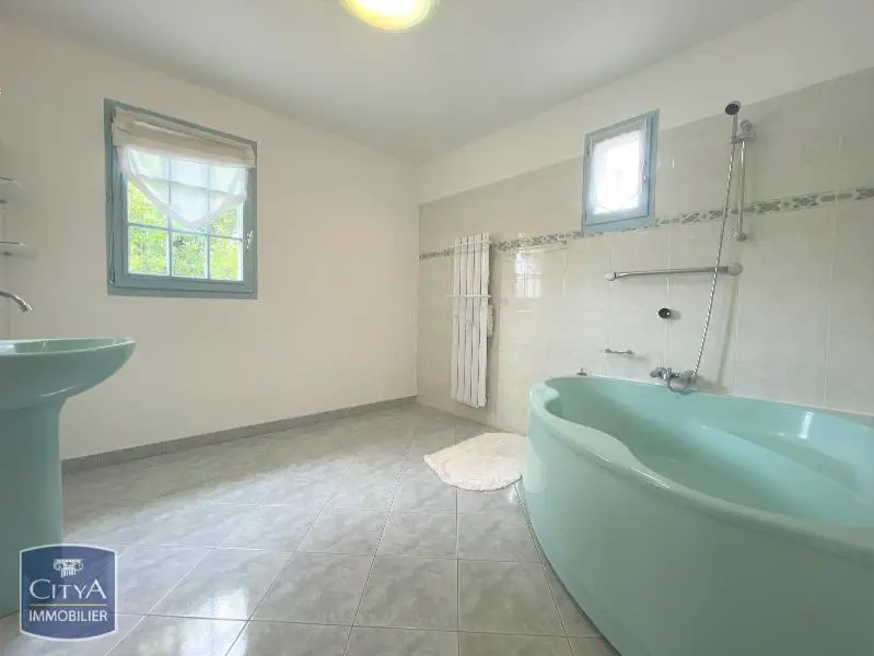 Photo 10 Maison 5 pièces 148.6m²