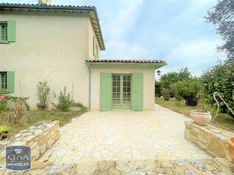 Photo 1 Maison 5 pièces 148.6m²