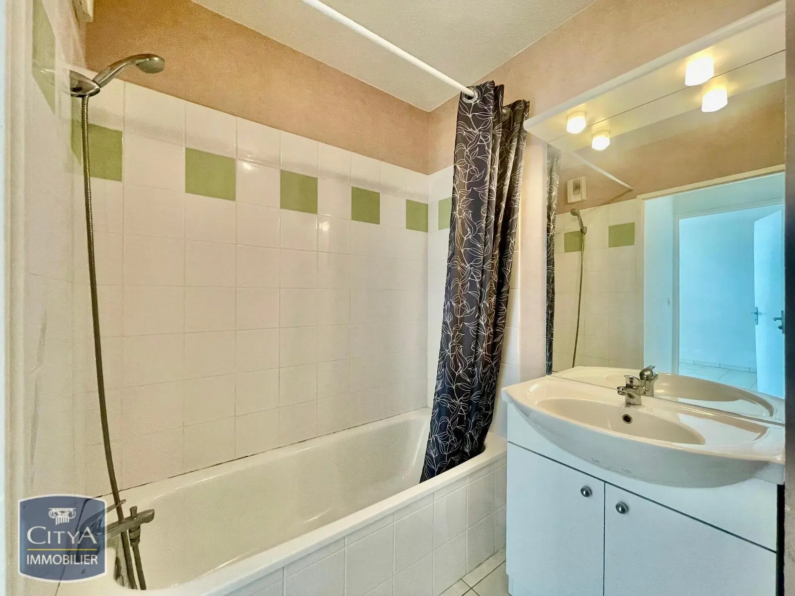 Photo 3 Appartement 1 pièce 37.03m²
