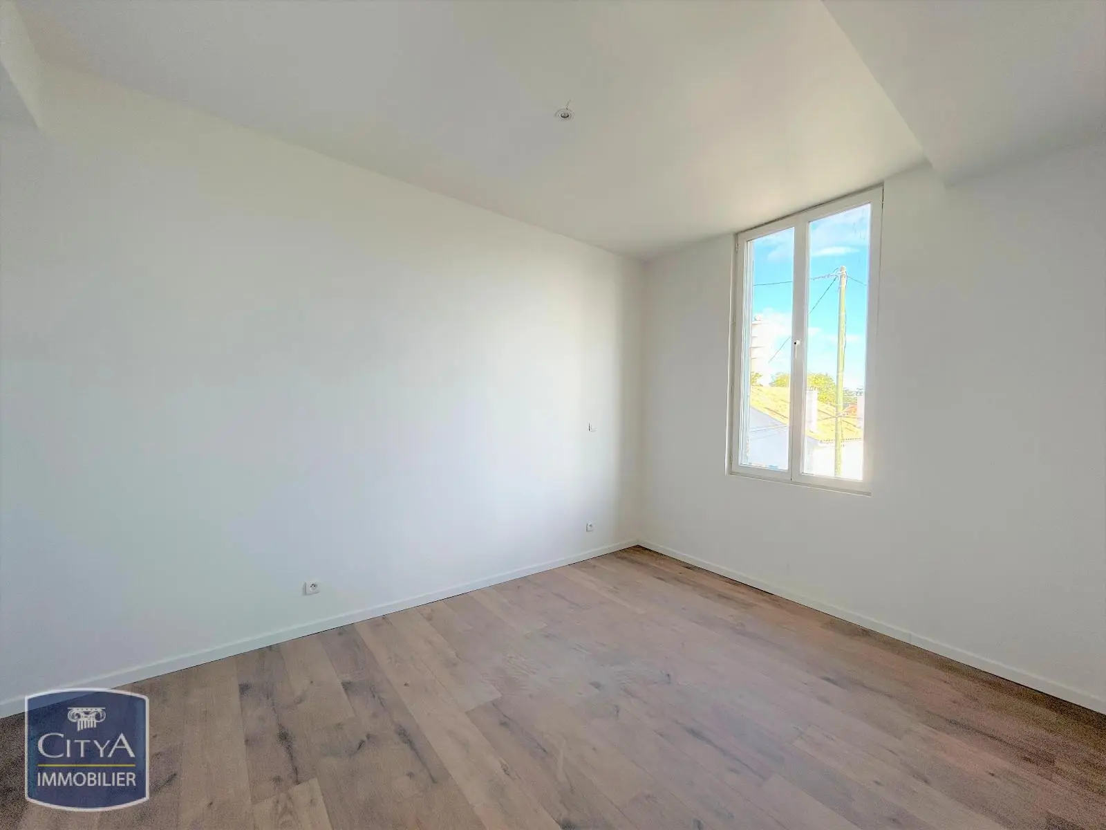 Photo 1 appartement Coutras