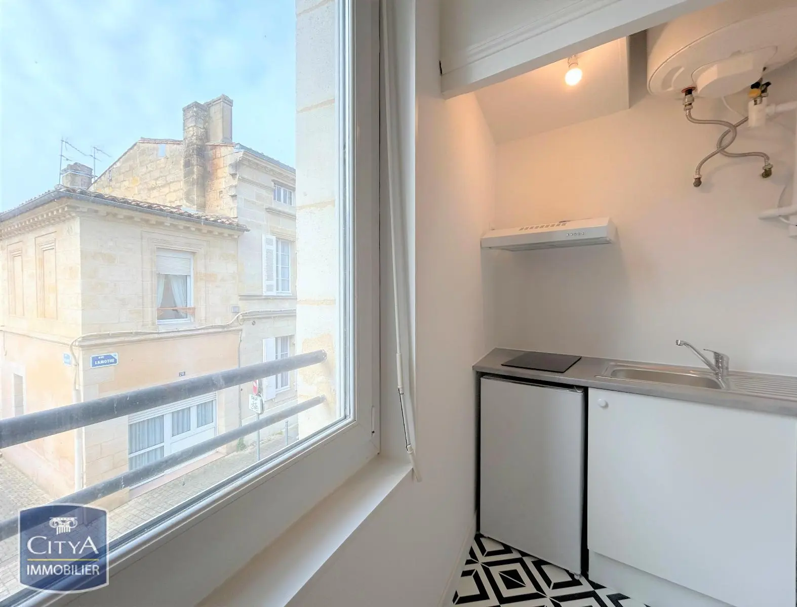 Photo 3 Appartement 1 pièce 23.88m²