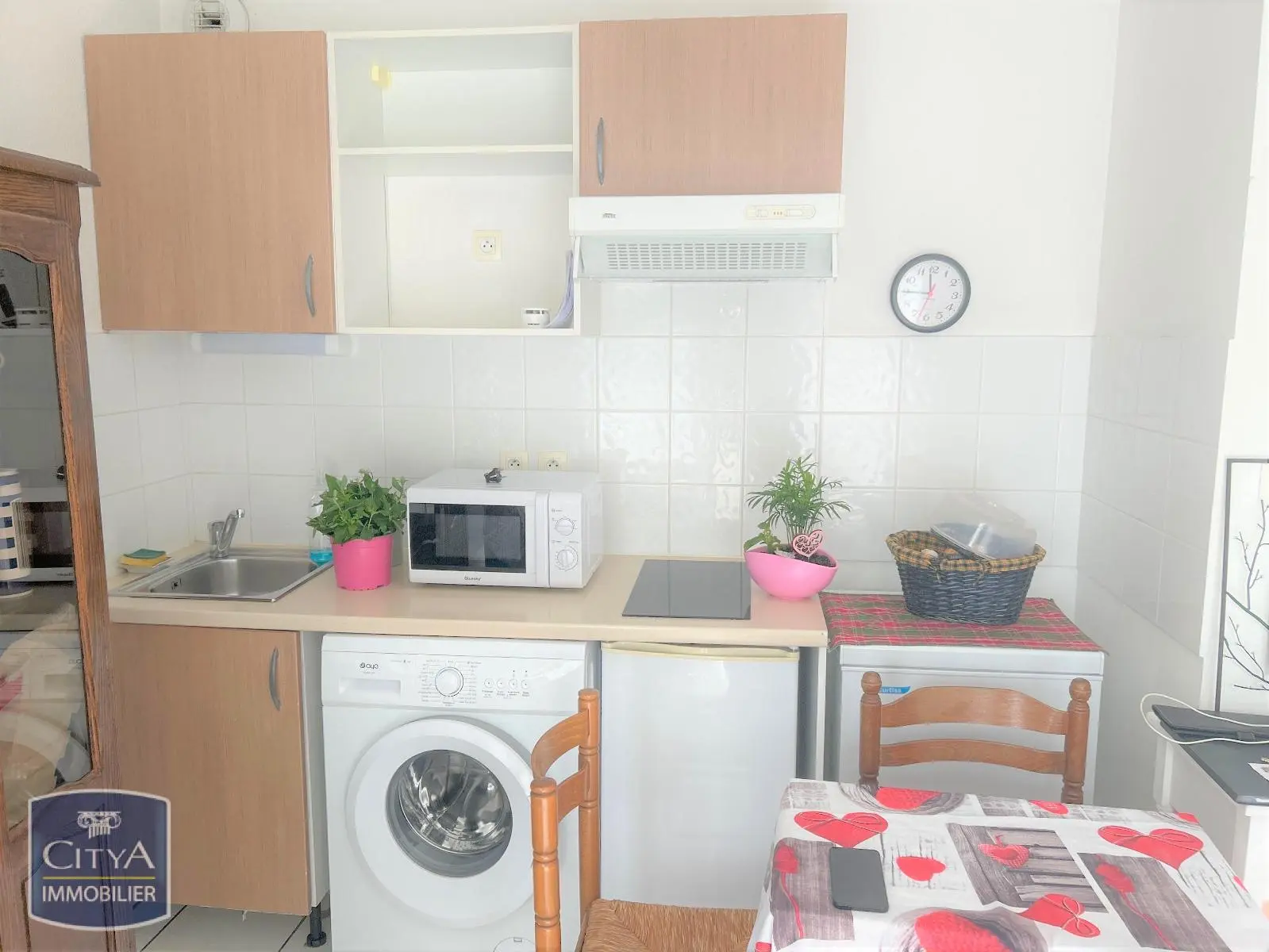 Photo 2 Appartement 1 pièce 28.12m²