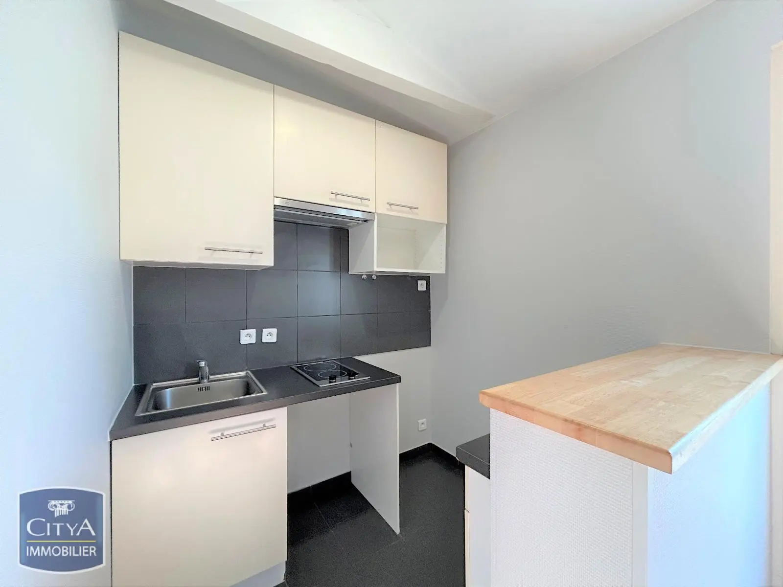 Photo 3 Appartement 1 pièce 25.8m²