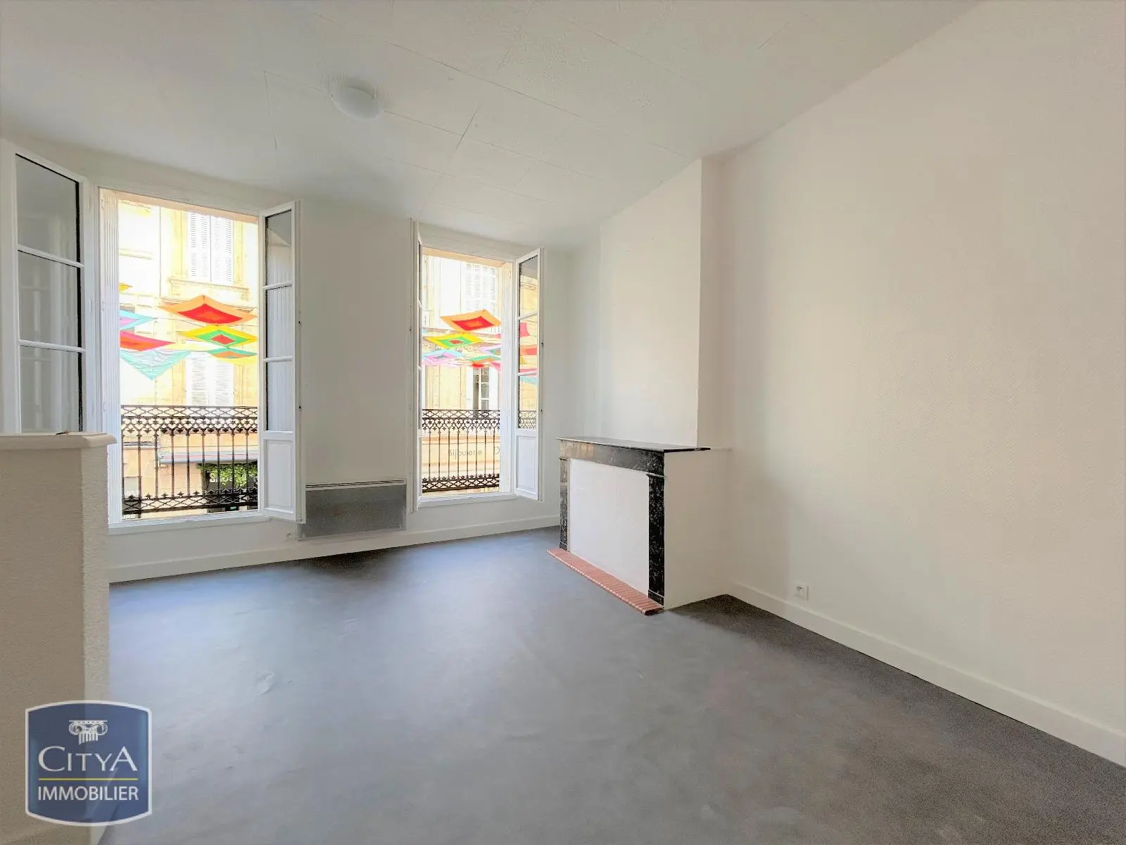 Photo 1 Appartement 1 pièce 28.2m²