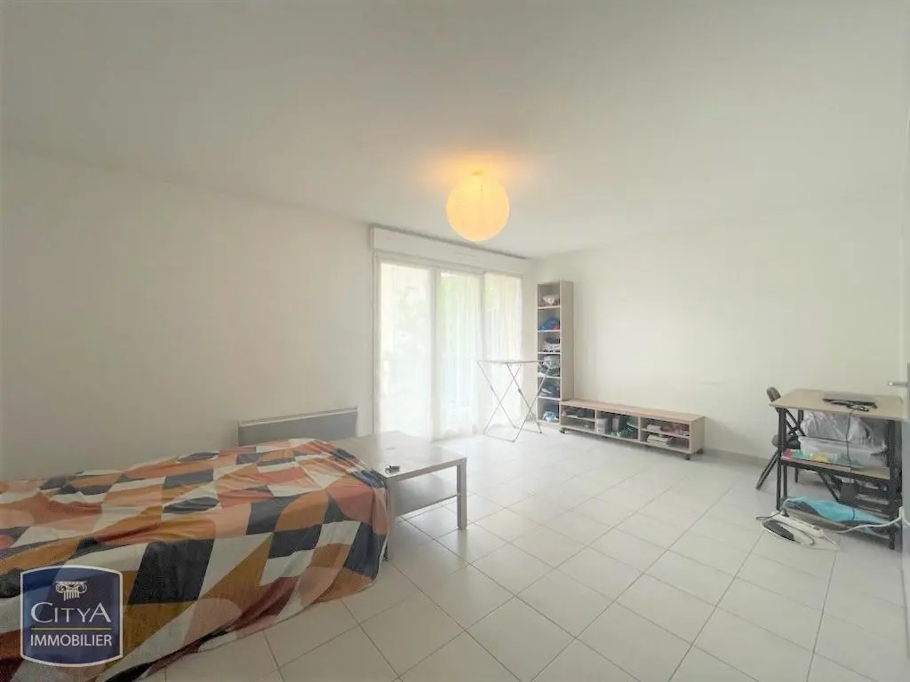 Photo 1 Appartement 1 pièce 30.32m²
