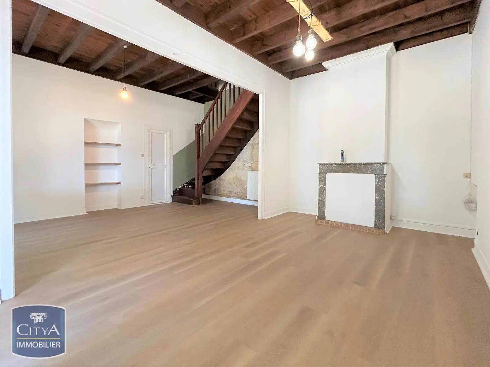 Photo 1 Maison 5 pièces 111.54m²