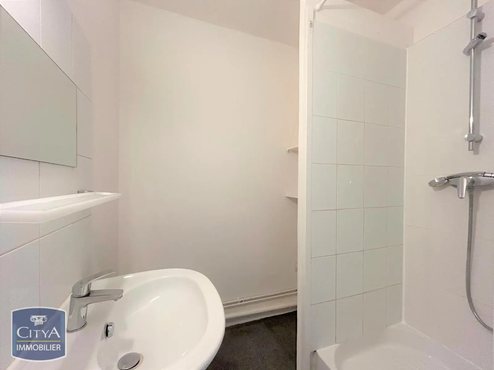 Photo 3 Appartement 1 pièce 28.2m²