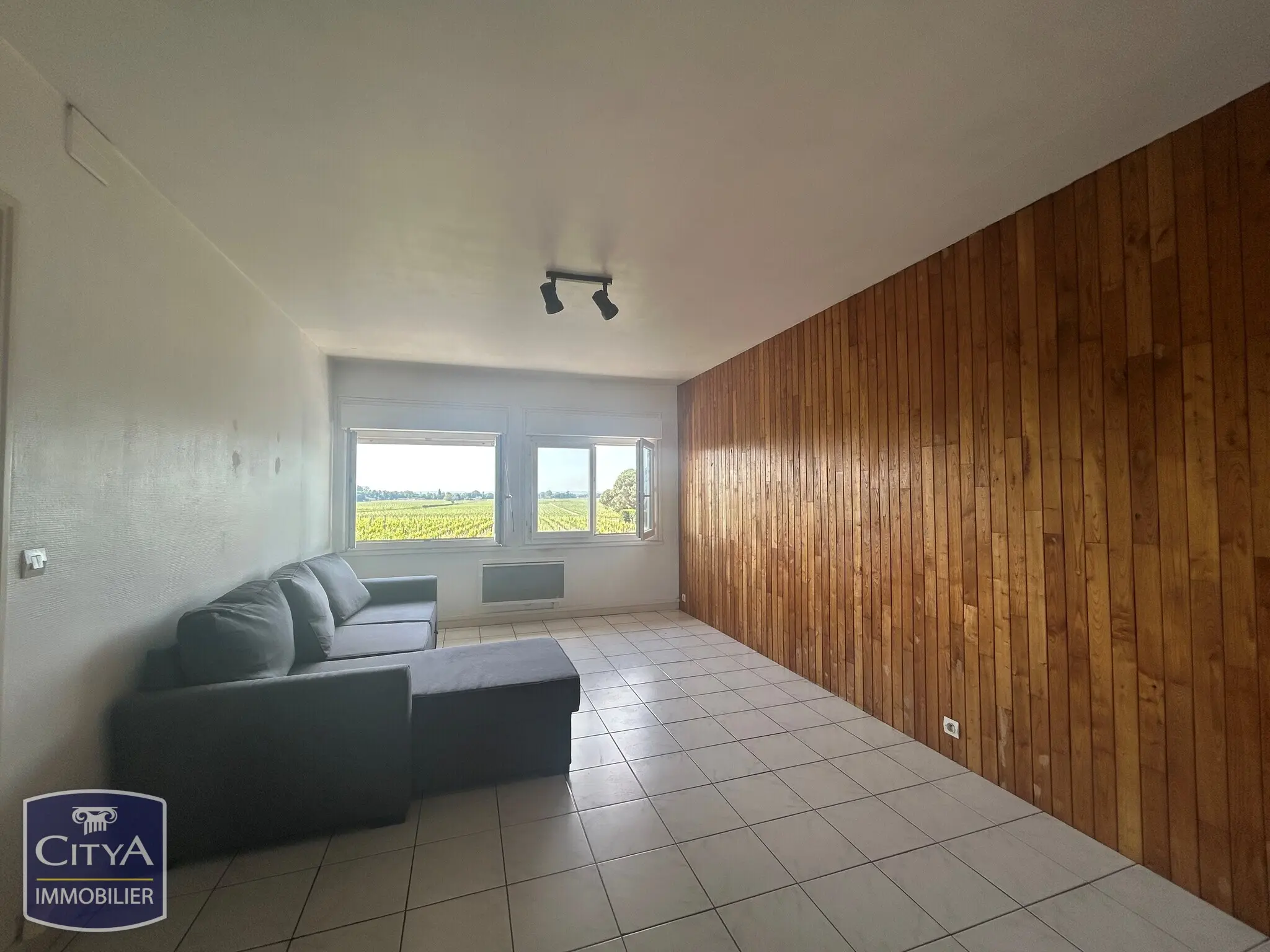 Photo 3 Immeuble 150m²