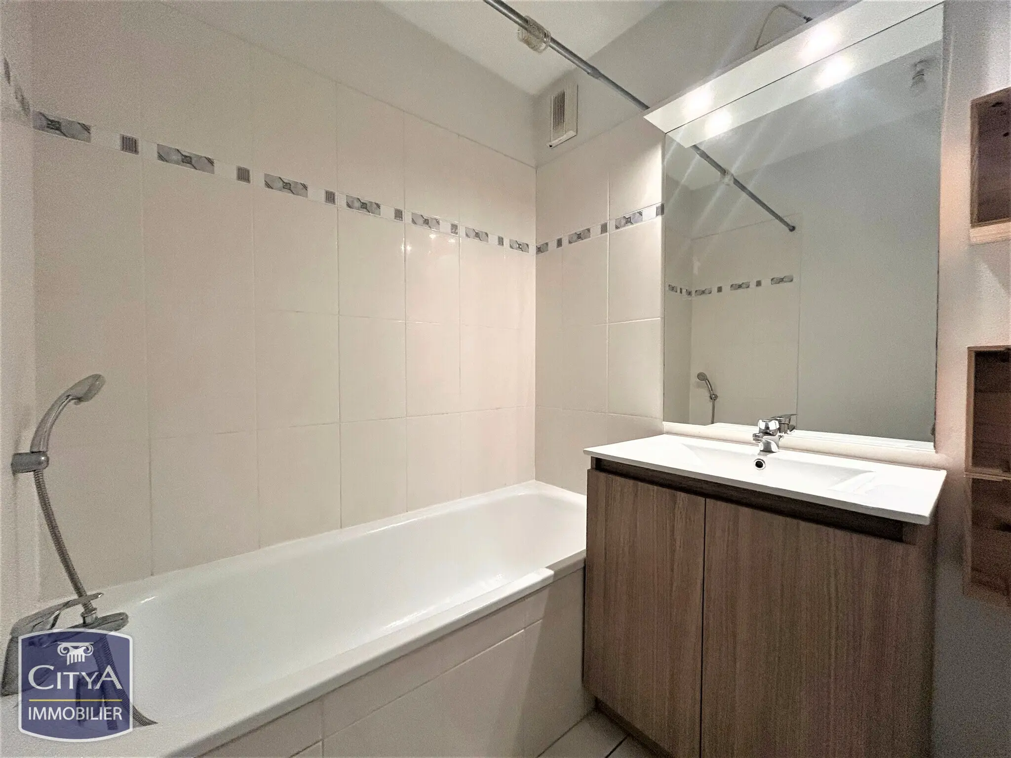 Photo 5 appartement Libourne