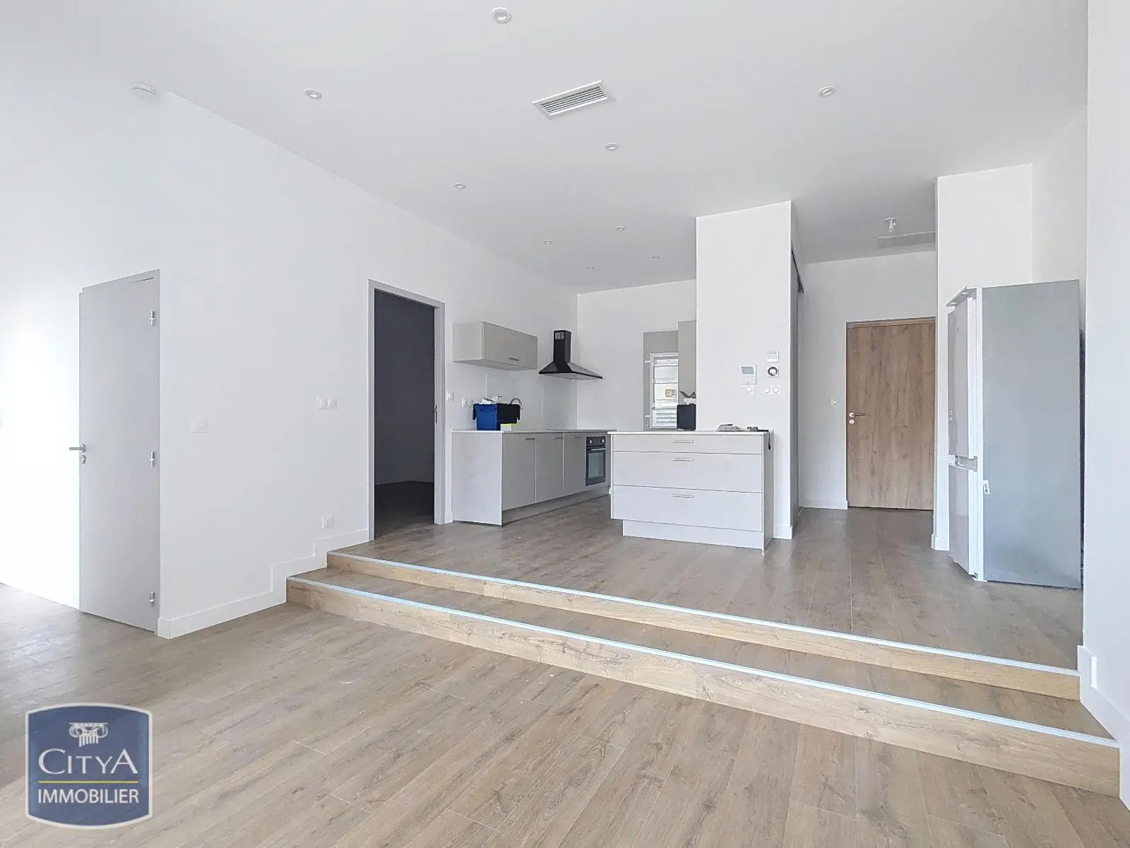 Photo 1 Appartement 4 pièces 91.76m²