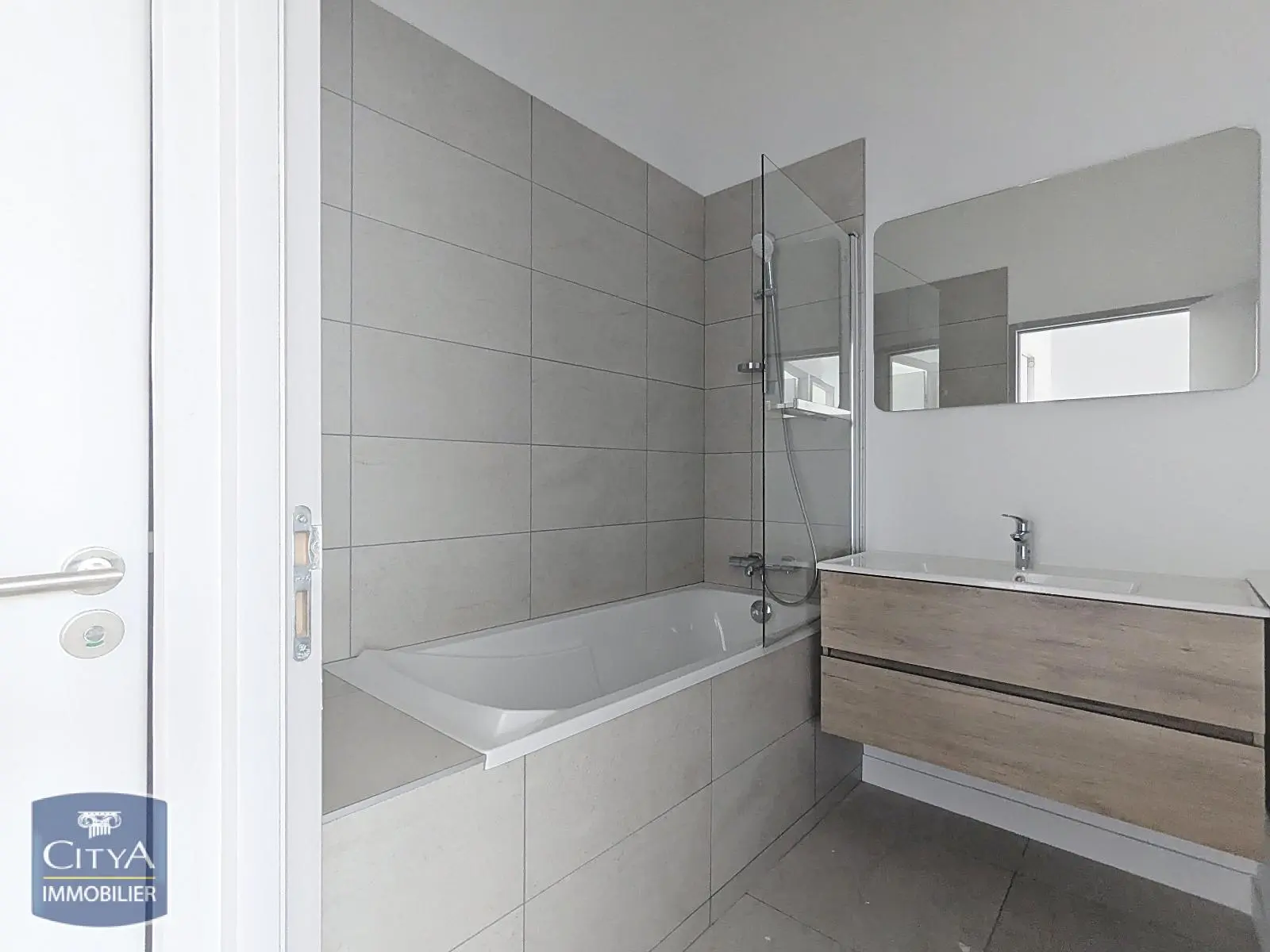 Photo 8 appartement Libourne