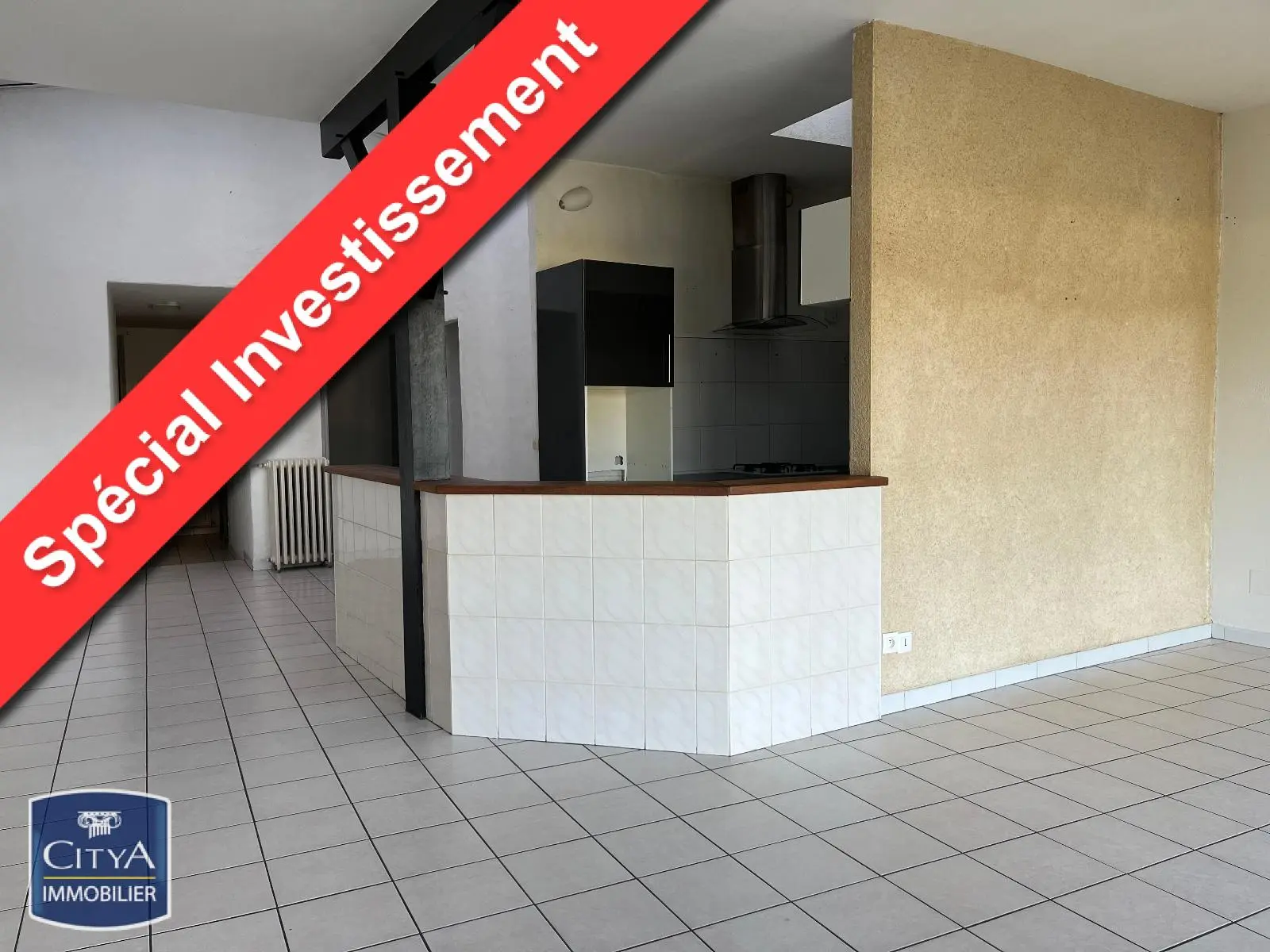 Photo 1 Immeuble 244.39m²