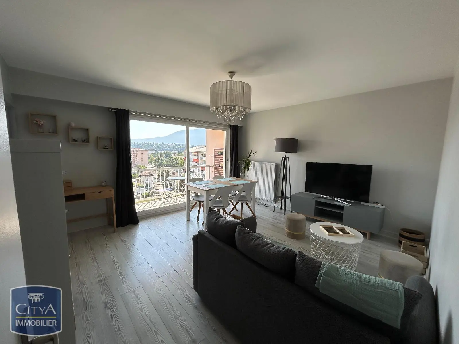Photo 1 Appartement 4 pièces 83.41m²