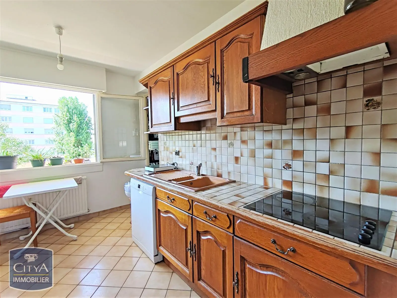 Photo 3 Appartement 4 pièces 77m²