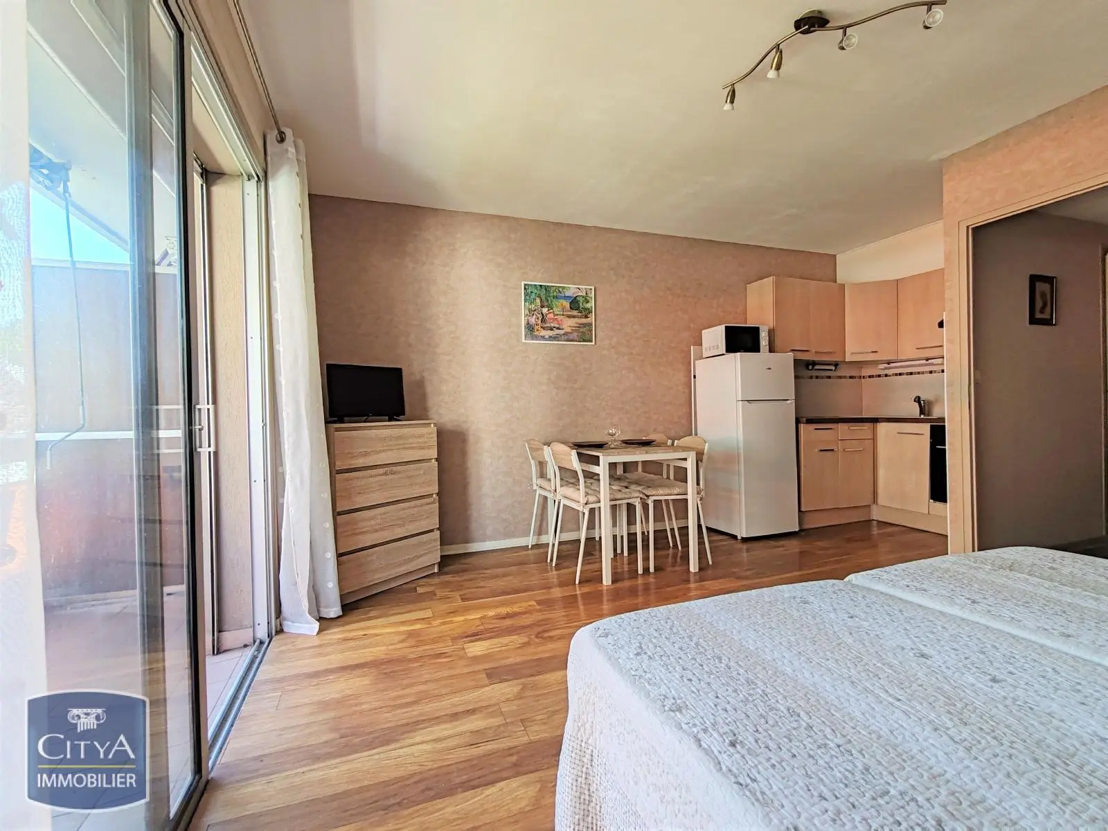 Photo 3 Appartement 1 pièce 25.35m²