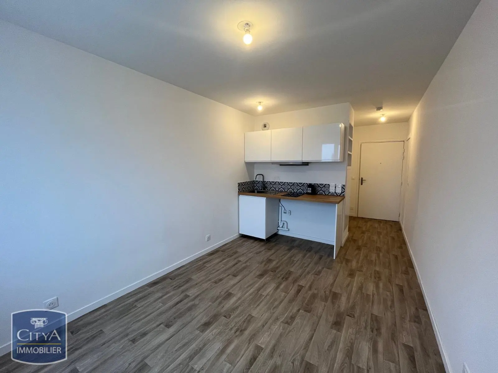 Photo 3 Appartement 1 pièce 18.69m²