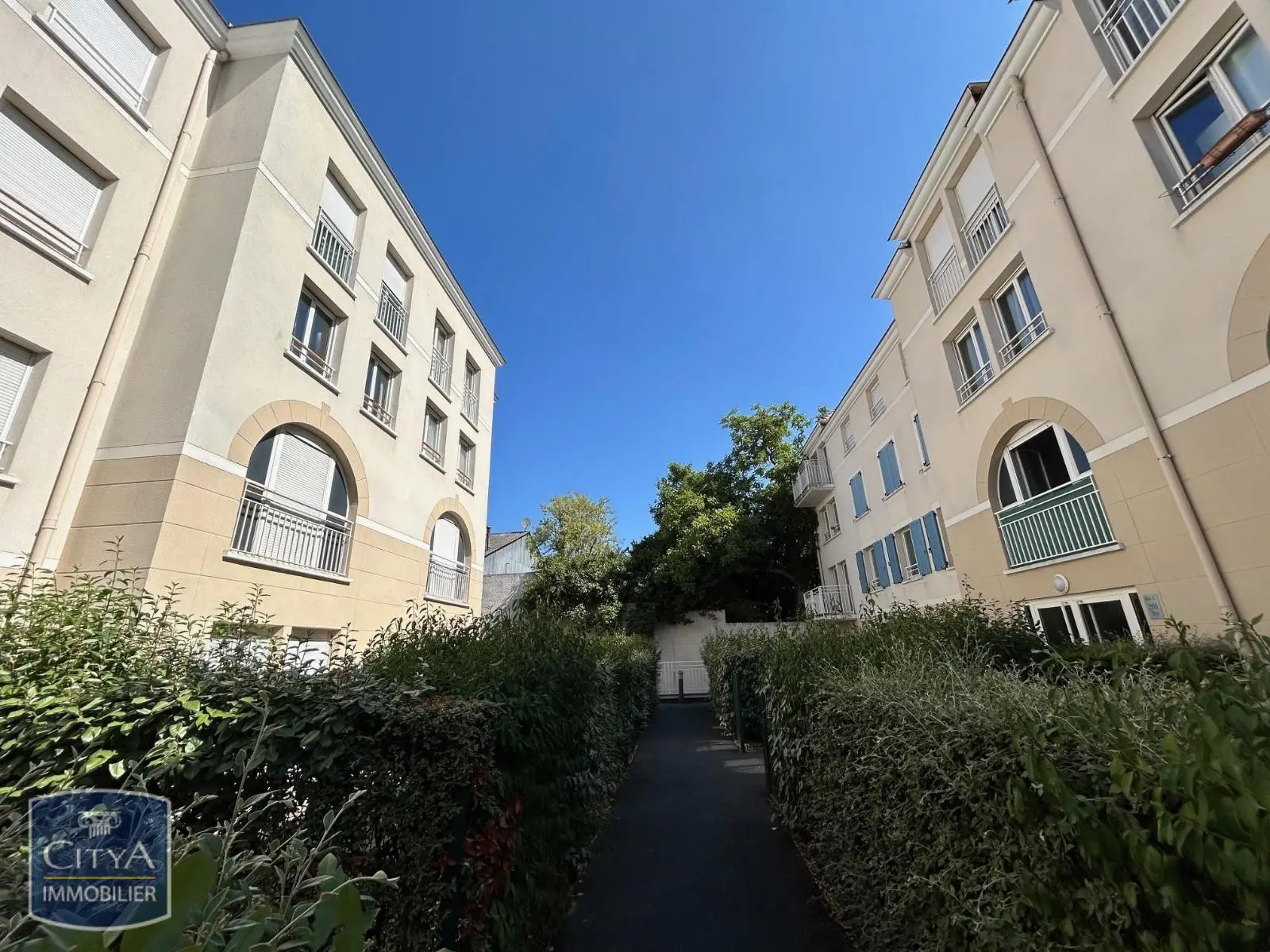 Photo 1 Appartement 1 pièce 31.64m²