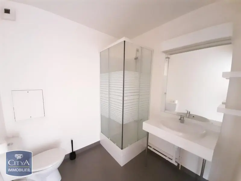 Photo 2 Appartement 1 pièce 26.9m²