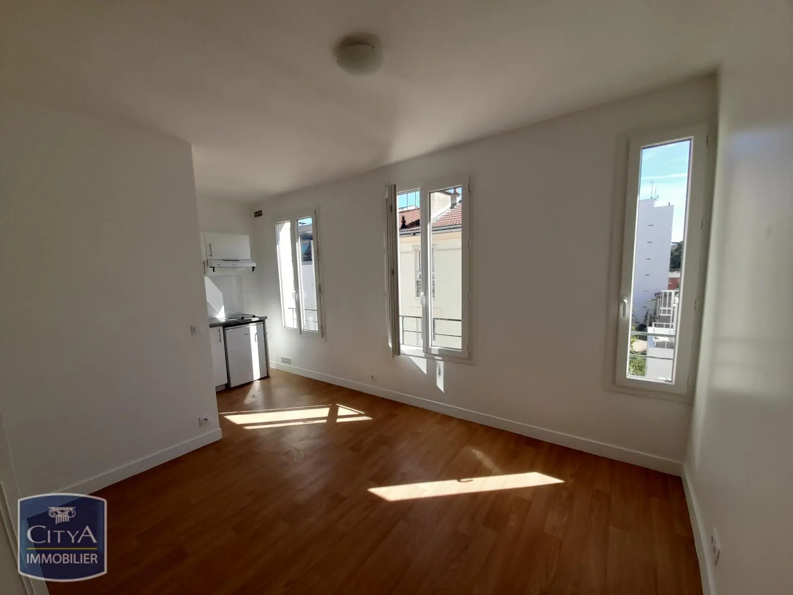 Photo 1 Appartement 1 pièce 18.55m²