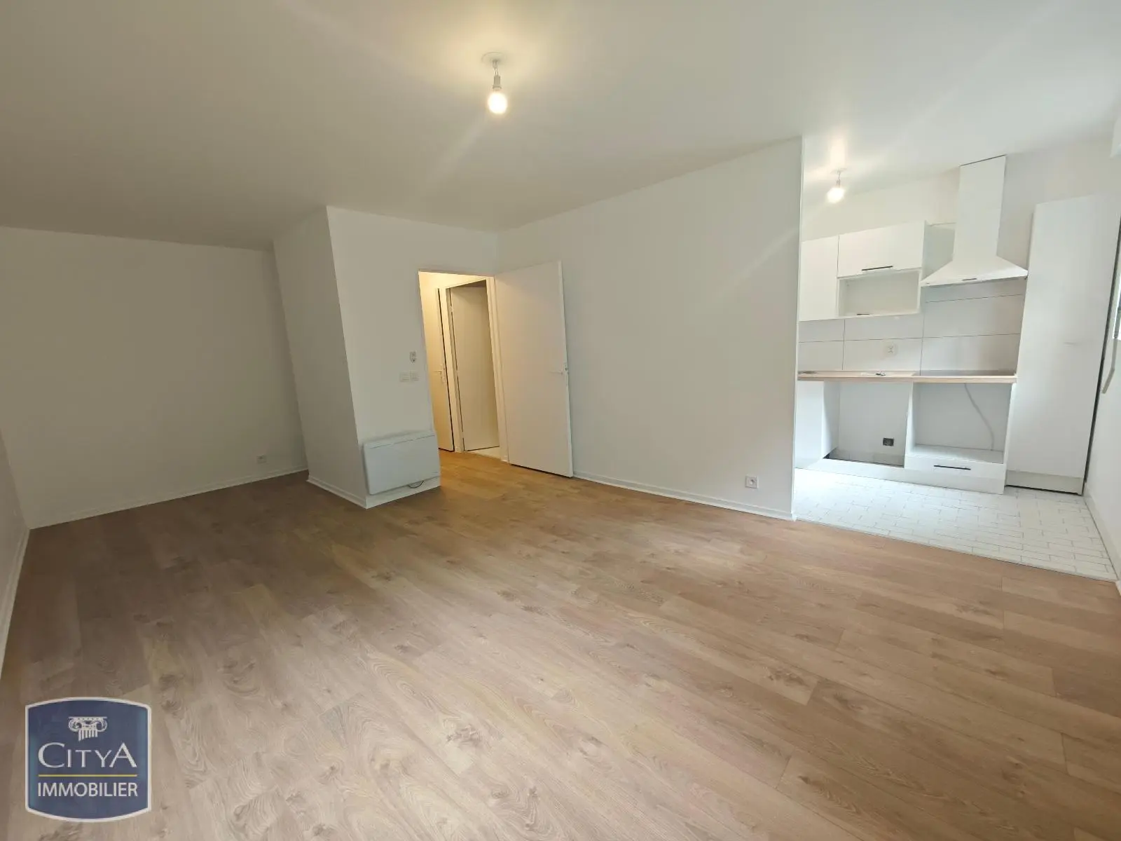 Photo 1 Appartement 1 pièce 35m²
