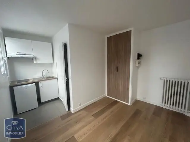 Photo 1 Appartement 1 pièce 14m²