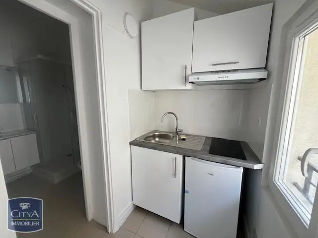 Photo 3 Appartement 1 pièce 24.1m²