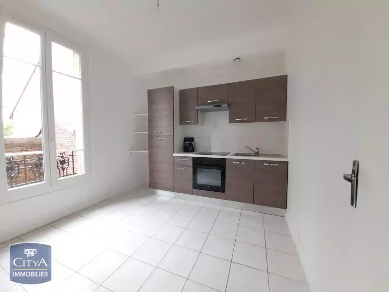 Photo 1 Appartement 1 pièce 28.28m²