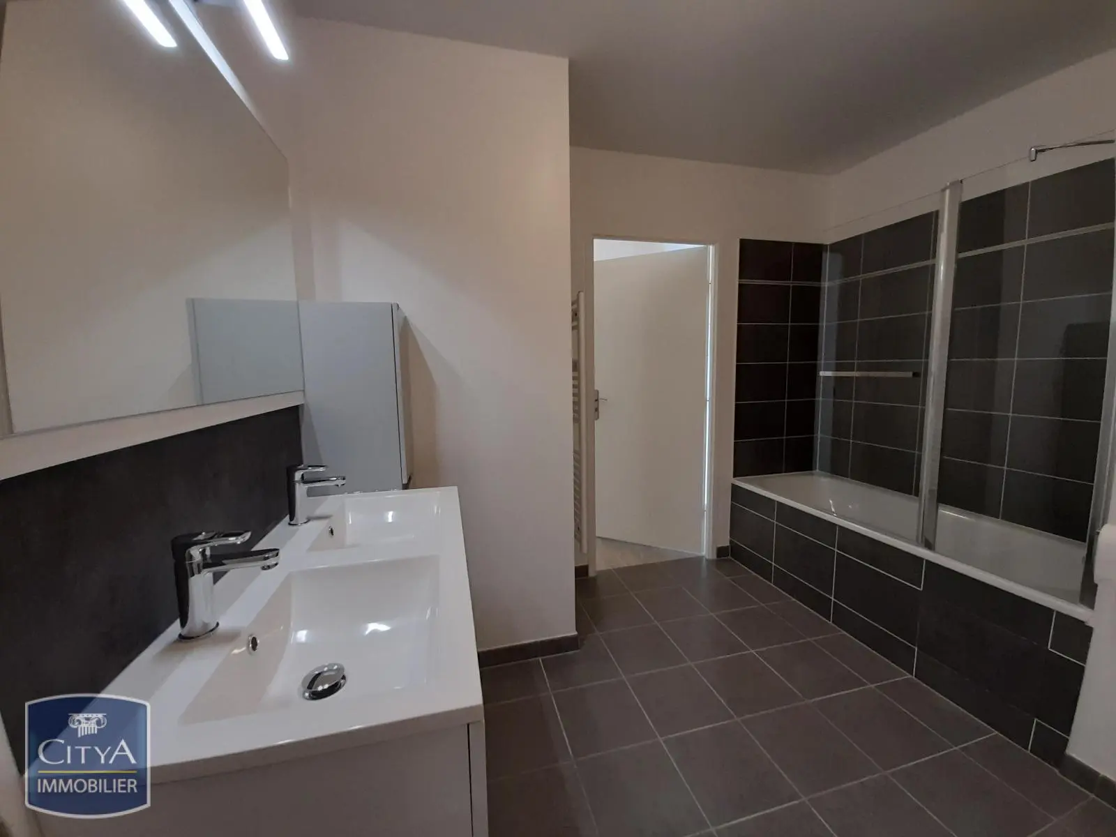 Photo 6 Appartement 2 pièces 41.99m²