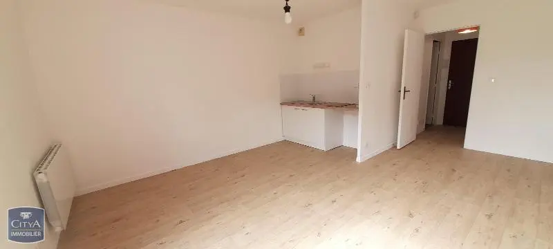 Corbeil-Essonnes (91100) Appartement 1 pièce 34.04m² photo 2