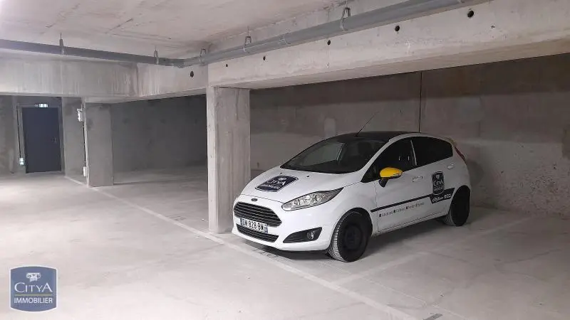 Photo 1 parking Corbeil-Essonnes