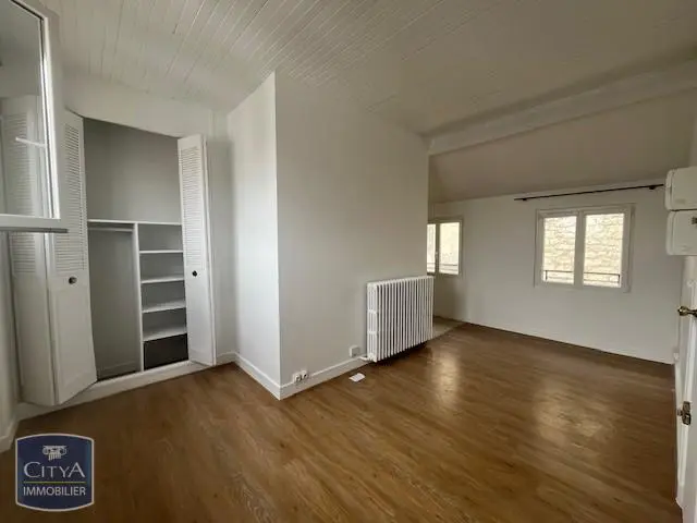 Photo 2 Appartement 1 pièce 24.1m²