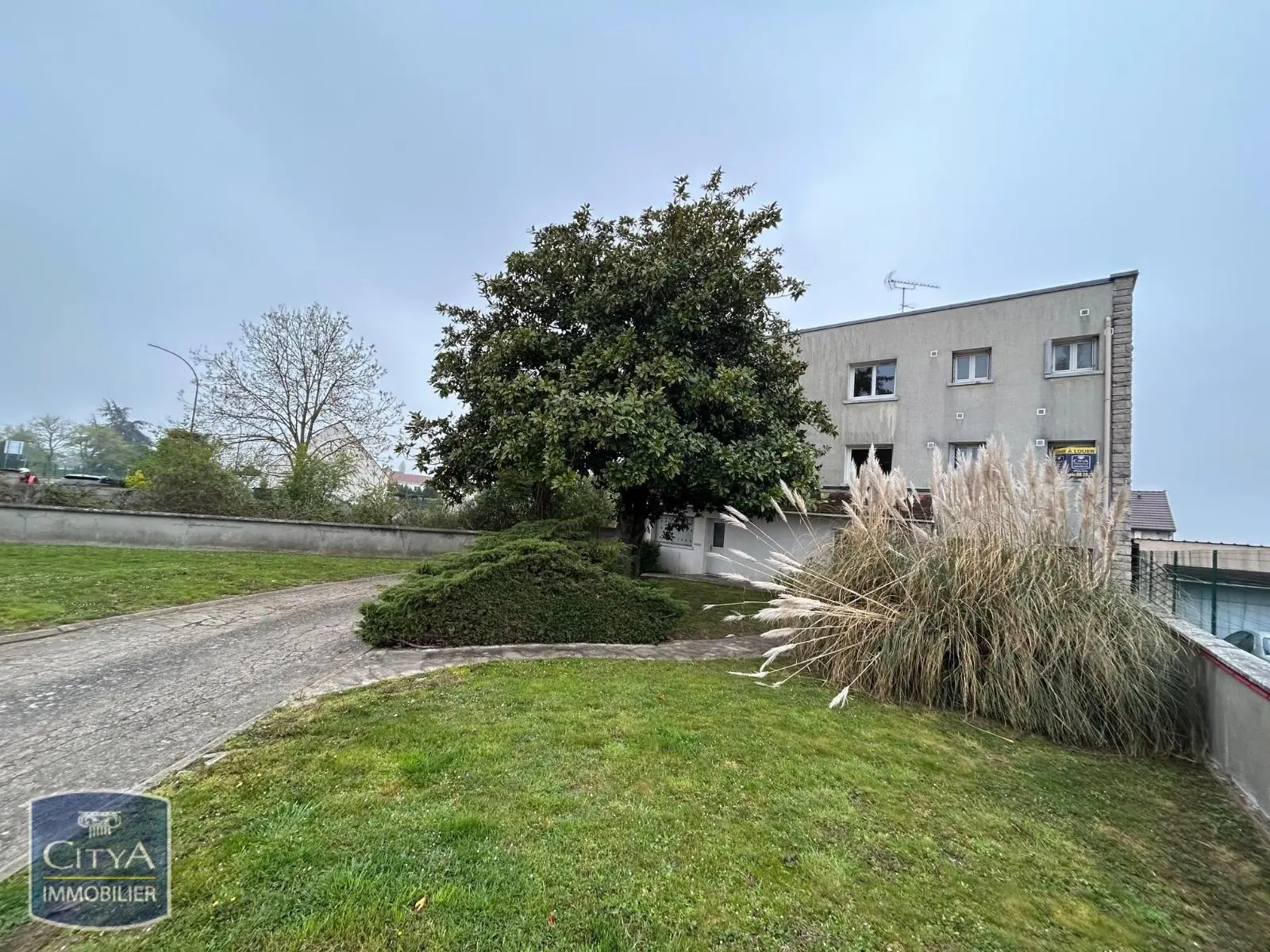 Photo 1 Appartement 1 pièce 25.75m²