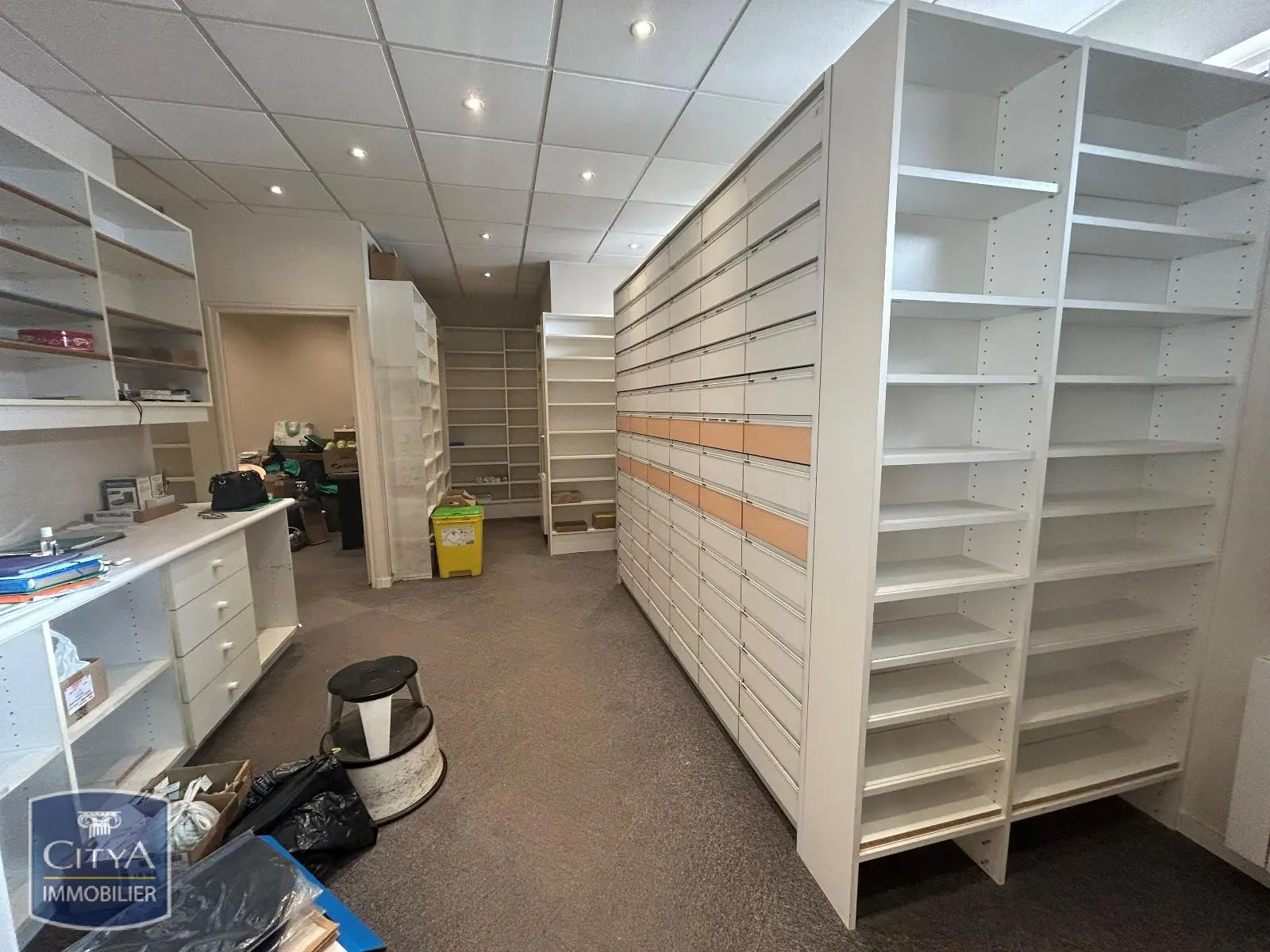 Photo 4 Local Commercial