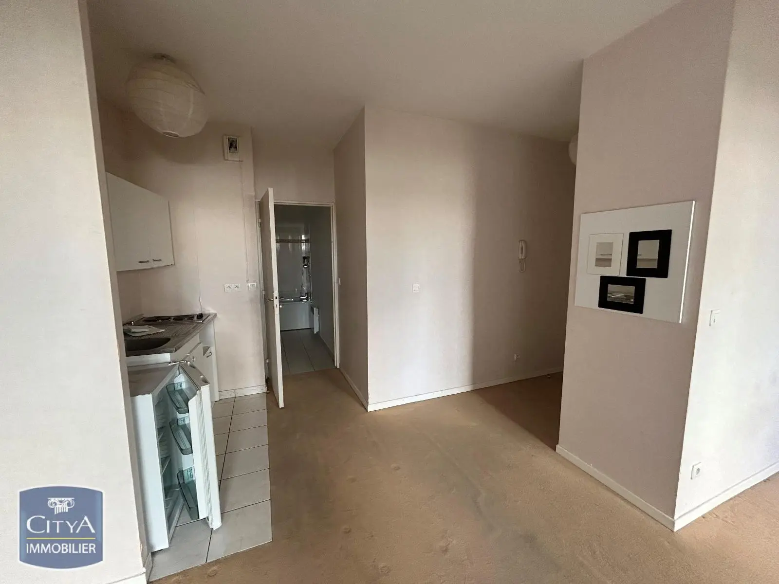 Photo 3 Appartement 1 pièce 31.64m²