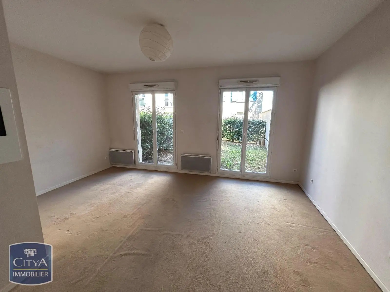 Photo 2 Appartement 1 pièce 31.64m²