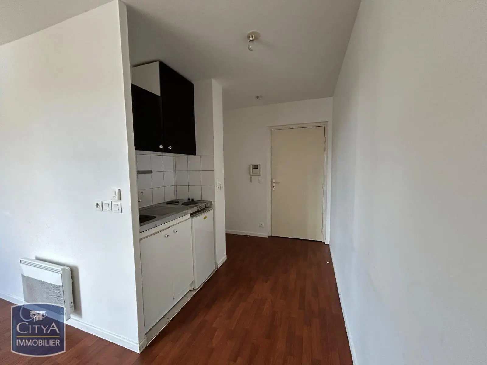 Photo 2 Appartement 1 pièce 23.65m²