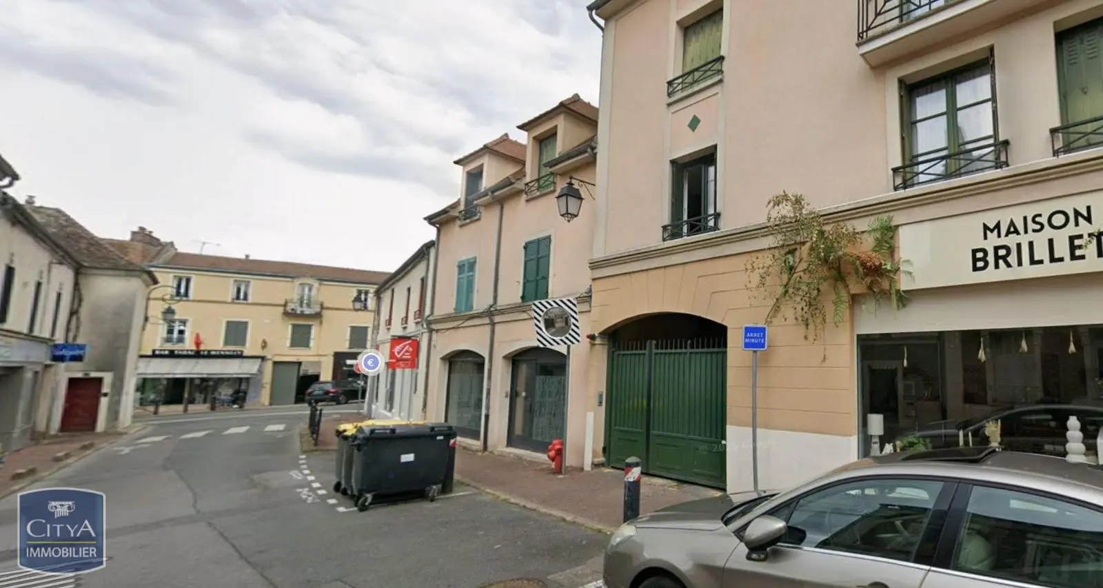 Photo 1 pour Parking Photo 1 Parking