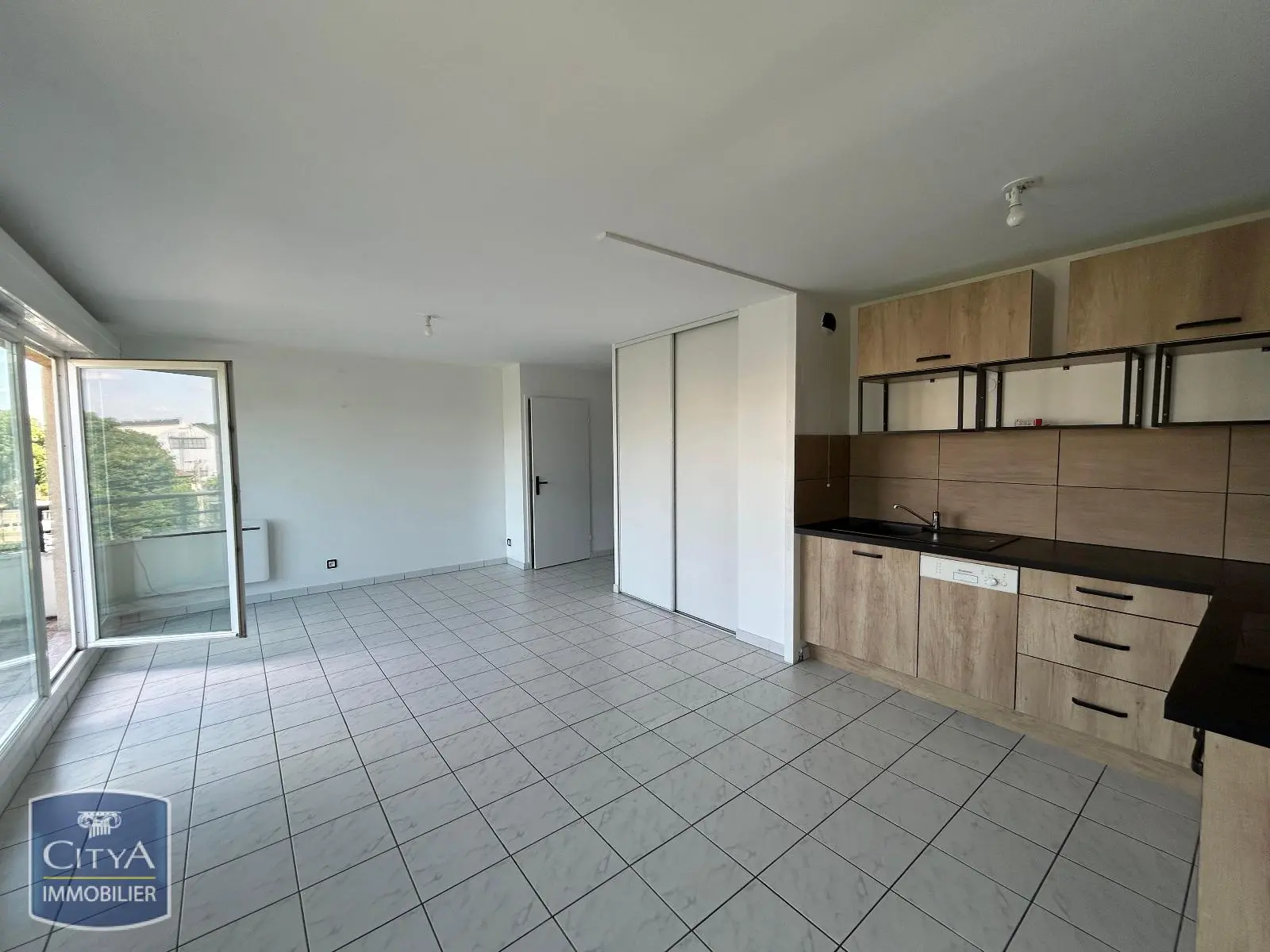 Photo 1 Appartement 2 pièces 46m²