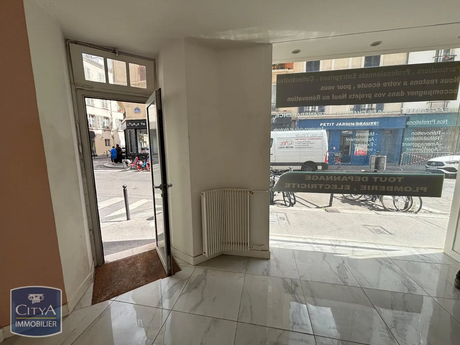 Photo 1 local commercial Paris 15e Arrondissement